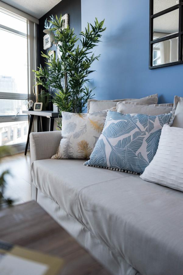 Cityscape Condo In Fort York Toronto Luaran gambar