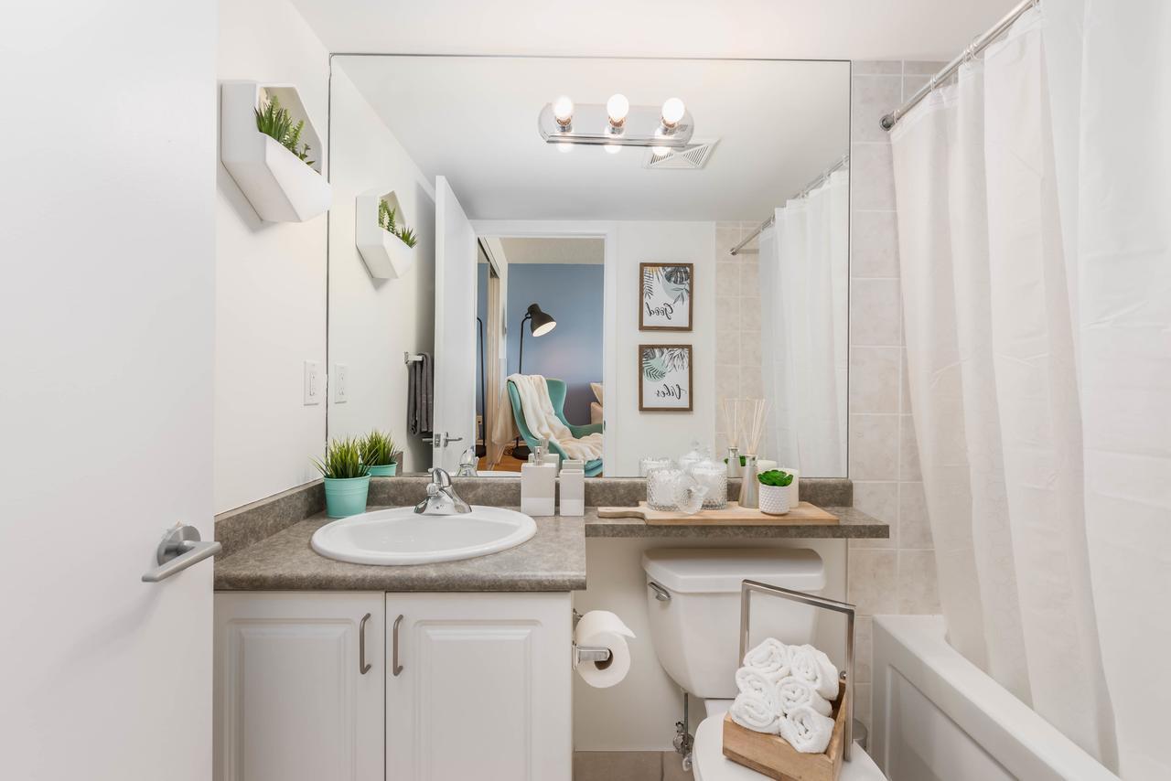 Cityscape Condo In Fort York Toronto Luaran gambar